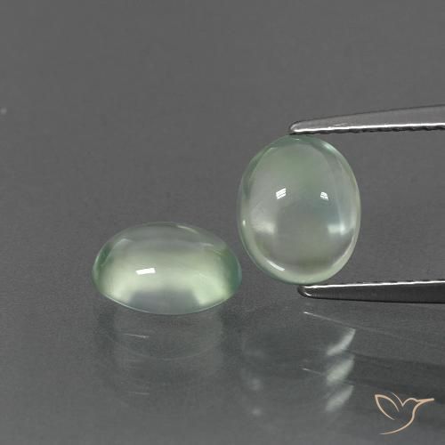 3.27ctw Natürlicher Warmes Grün Prehnit, Oval, Transparent