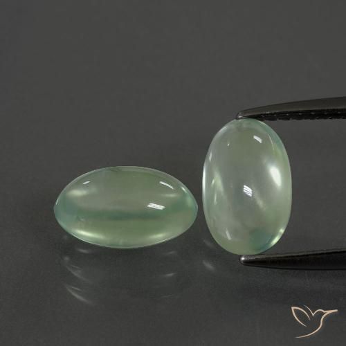3.76ctw Natürlicher gelblich-grün Prehnit, Oval, Transparent