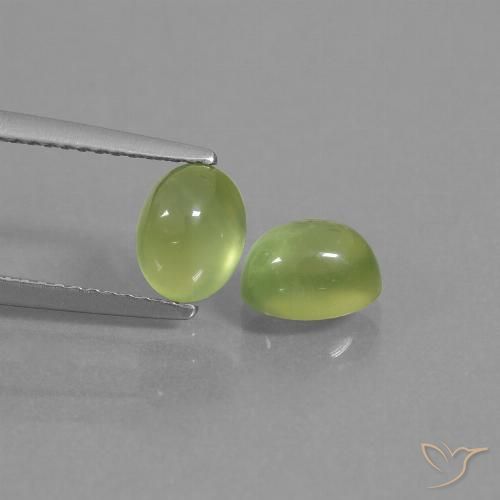 2.63ctw Natürlicher limettengrün Prehnit, Oval, Transparent