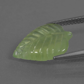 9,17 ctw natürlicher Grün Prehnit, Ausgefallene Form, Transparent