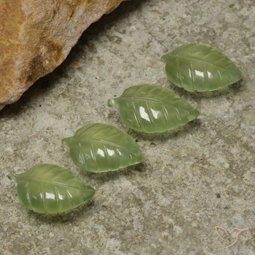 23.73ctw Natürlicher limettengrün Prehnit, Blumen-Schliff, Transparent