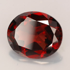 5,39 ctw natürlicher roter Pyrop, Oval Schliff, VS