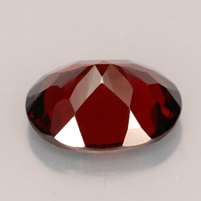 5,39 ctw natürlicher roter Pyrop, Oval Schliff, VS