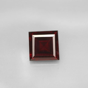 2,88 ctw natürlicher roter Pyrop, Quadrat, VS