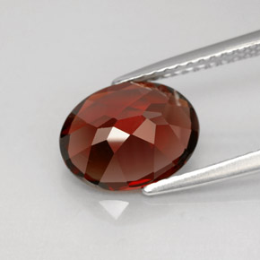 3,01 ctw natürlicher roter Pyrop, Oval Schliff, VS