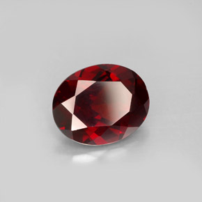 3,09 ctw natürlicher roter Pyrop, Oval Schliff, VS