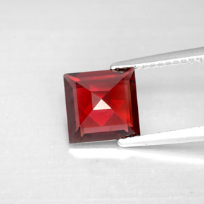 2,40 ctw natürlicher roter Pyrop, Quadrat, VS