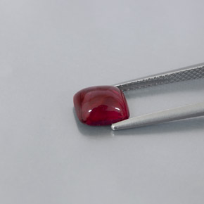 2,39 ctw natürlicher roter Pyrop, Transparent, Transparent / Lichtdurchlässig