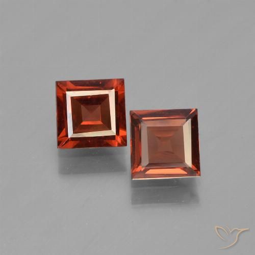 1.35ctw Natürlicher tiefrot Pyrop-Granat, Quadrat, VS