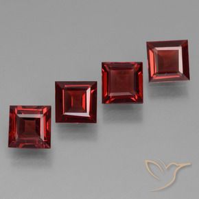 2.46 ct natürliche Tiefes Blutrot Pyrop-Granat-Edelsteine, Quadrat, VS
