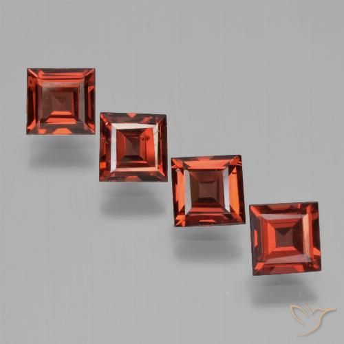 2.99ctw Natürlicher Mittelrot Pyrop-Granat, Quadrat, VS