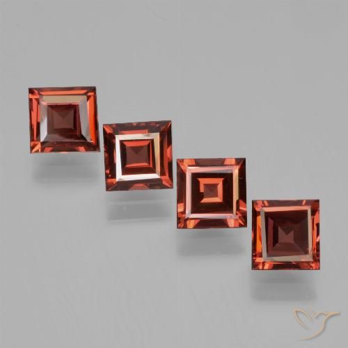 2.80ctw Natürlicher Mittelrot Pyrop-Granat, Quadrat, VS