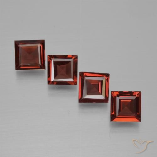 2.59ctw Natürlicher Mittelrot Pyrop-Granat, Quadrat, VS