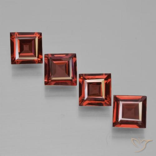 2.53ctw Natürlicher Mittelrot Pyrop-Granat, Quadrat, VS