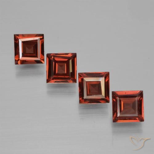 2.65ctw Natürlicher Mittelrot Pyrop-Granat, Quadrat, VS
