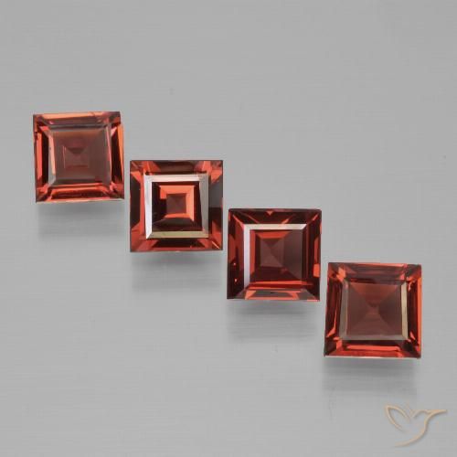 2.71ctw Natürlicher tiefrot Pyrop-Granat, Quadrat, VS
