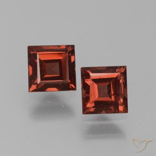 1.55ctw Natürlicher tiefrot Pyrop-Granat, Quadrat, VS