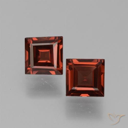1.40ctw Natürlicher Scharlachrot Pyrop-Granat, Quadrat, VS