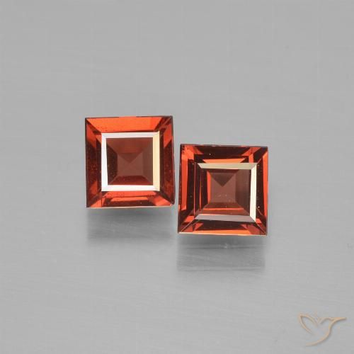 1.43ctw Natürlicher Mittelrot Pyrop-Granat, Quadrat, VS
