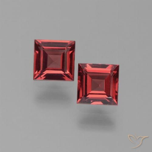 1.43ctw Natürlicher dunkelrot Pyrop-Granat, Quadrat, VS