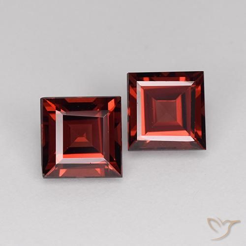 1.65ctw Natürlicher tiefrot Pyrop-Granat, Quadrat, VVS-VS
