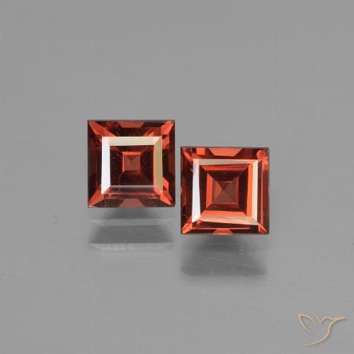 1.59ctw Natürlicher Scharlachrot Pyrop-Granat, Quadrat, VS