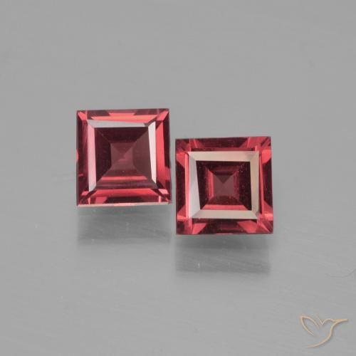 1.38ctw Natürlicher tiefrot Pyrop-Granat, Quadrat, VS