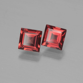 1.36 ct natürliche tiefrot Pyrop-Granat-Edelsteine, Quadrat, VS