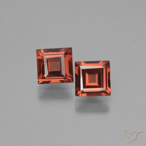 1.34ctw Natürlicher Mittelrot Pyrop-Granat, Quadrat, VVS-VS