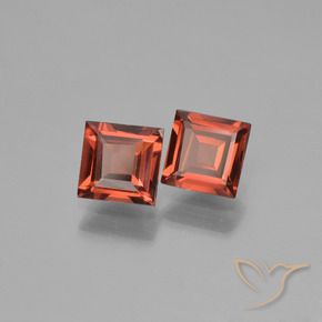 1.34 ct natürliche Mittelrot Pyrop-Granat-Edelsteine, Quadrat, VVS-VS