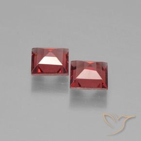 1.36 ct natürliche tiefrot Pyrop-Granat-Edelsteine, Quadrat, VVS