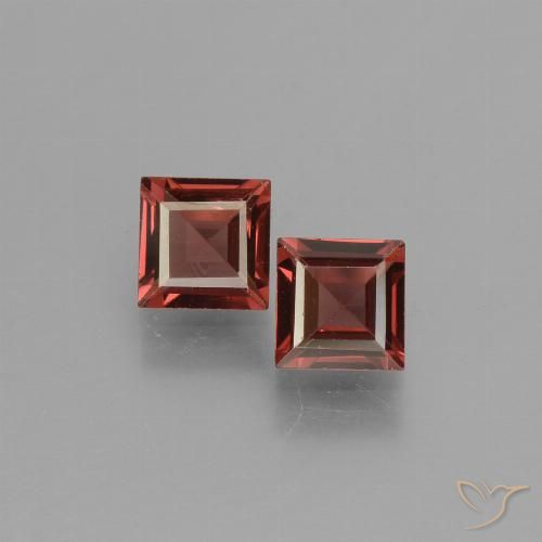 1.34ctw Natürlicher Tiefes Scharlachrot Pyrop-Granat, Quadrat, VS
