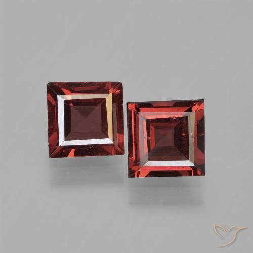 1.52ctw Natürlicher dunkelrot Pyrop-Granat, Quadrat, VVS-VS