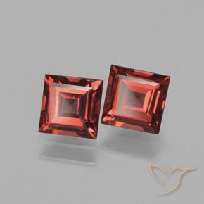 1.47 ct natürliche Mittelrot Pyrop-Granat-Edelsteine, Quadrat, VVS-VS