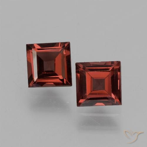 1.55ctw Natürlicher dunkelrot Pyrop-Granat, Quadrat, VVS-VS