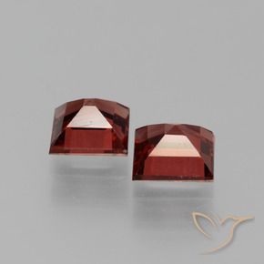 1.37 ct natürliche tiefrot Pyrop-Granat-Edelsteine, Quadrat, VVS-VS