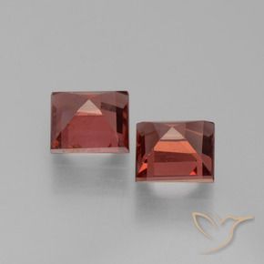 1.36 ct natürliche Tiefes Scharlachrot Pyrop-Granat-Edelsteine, Quadrat, VVS-VS