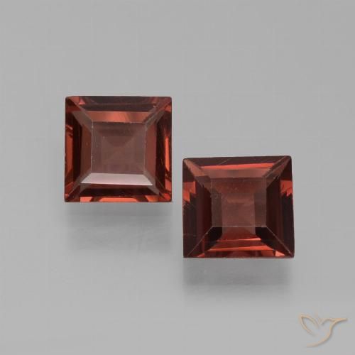 1.29ctw Natürlicher Tiefes Scharlachrot Pyrop-Granat, Quadrat, VVS-VS