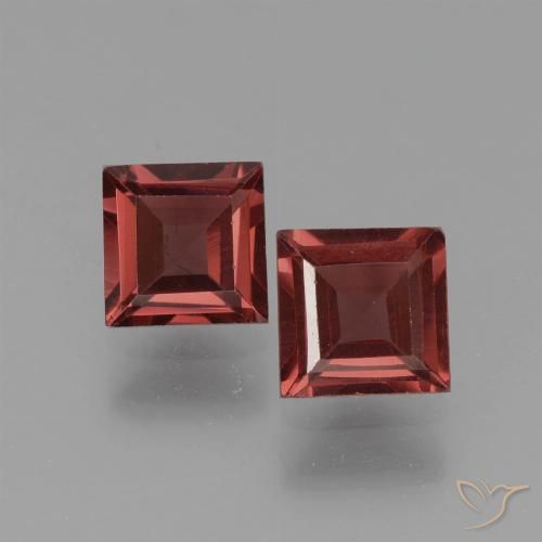 1.51ctw Natürlicher Tiefes Weinrot Pyrop-Granat, Quadrat, VS