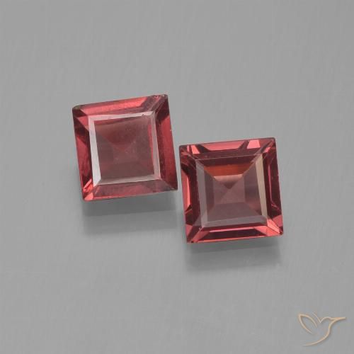 1.45ctw Natürlicher Tiefes Weinrot Pyrop-Granat, Quadrat, VS