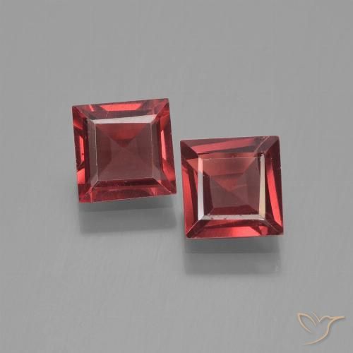 1.49ctw Natürlicher Tiefes Weinrot Pyrop-Granat, Quadrat, VVS-VS