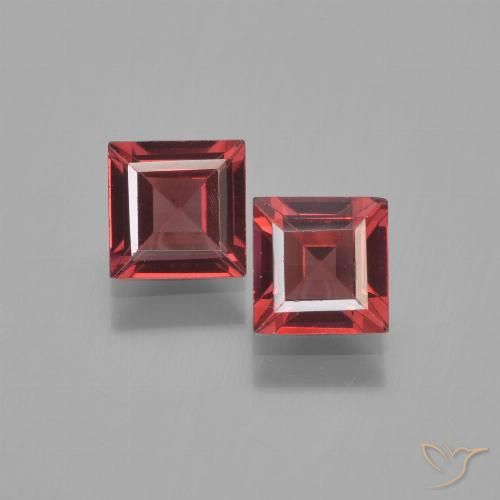 1.48ctw Natürlicher dunkelrot Pyrop-Granat, Quadrat, VVS-VS