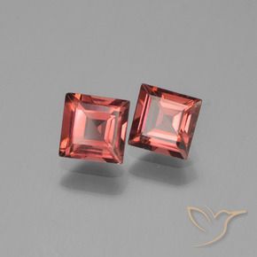 1.61 ct natürliche Mittelrot Pyrop-Granat-Edelsteine, Quadrat, VVS-VS