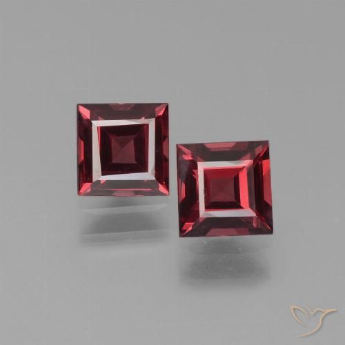 1.53ctw Natürlicher dunkelrot Pyrop-Granat, Quadrat, VS