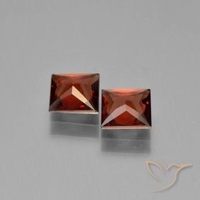 1.29 ct natürliche tiefrot Pyrop-Granat-Edelsteine, Quadrat, VVS-VS