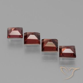 2.97 ct natürliche Tiefes Scharlachrot Pyrop-Granat-Edelsteine, Quadrat, VS