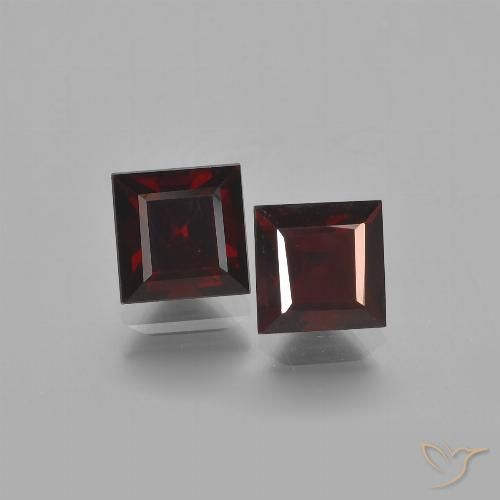 1.93ctw Natürlicher Schwärzlich Rot Pyrop-Granat, Quadrat, VS