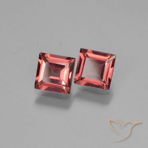 1.49 ct natürliche Tiefes Weinrot Pyrop-Granat-Edelsteine, Quadrat, VS