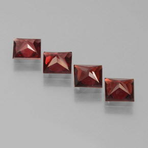 2.67 ct natürliche Sangria Rot Pyrop-Granat-Edelsteine, Quadrat, VS