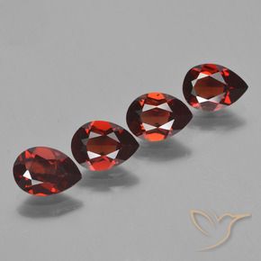 3,31 ct natürliche roter Pyrop-Edelsteine, Birnenform, VVS-VS